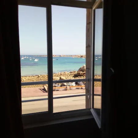 Hotel Grand De Port Blanc 2*